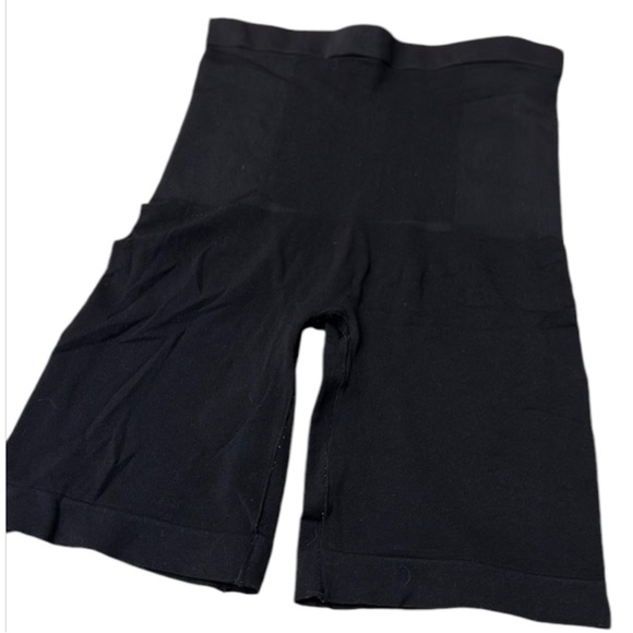 SHAPERMINT ⭐️  EMPETUA high waisted shaper shorts - Picture 1 of 2